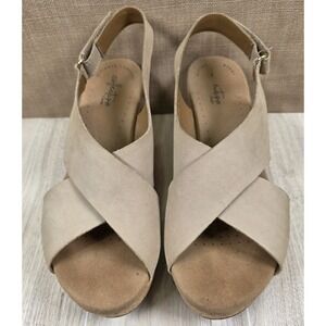 Clarks Collection Women's Size 8.5M  Annadel Eirwyn Sandals Suede Leather Tan